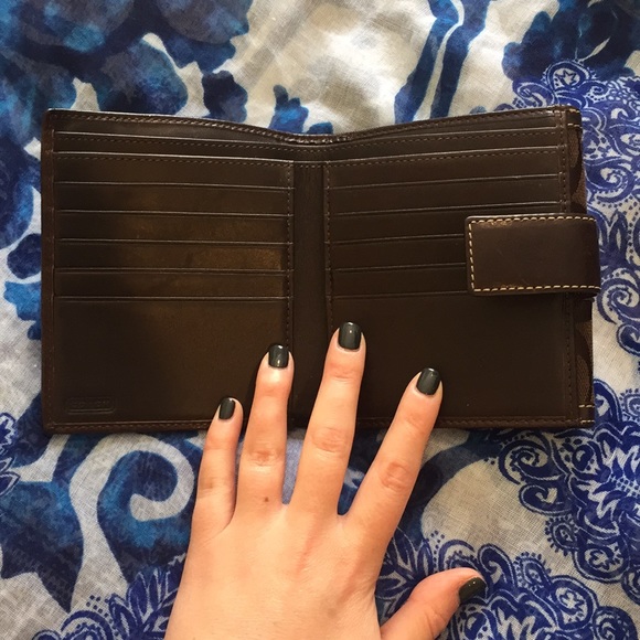 Coach Wallet - Picture 3 of 3